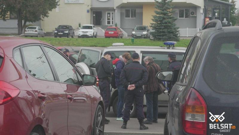  Detention of Vitebsk journalists Tatsiana Matveyeva, Ales Piletski and Siarhei Serabro. Photo: "Belsat"